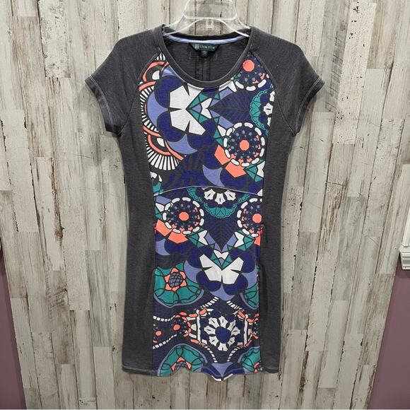 Title Nine Gidget 2.0 Jersey Dress Knit Size S Gray Colorful Outdoor Geometric - Picture 1 of 9